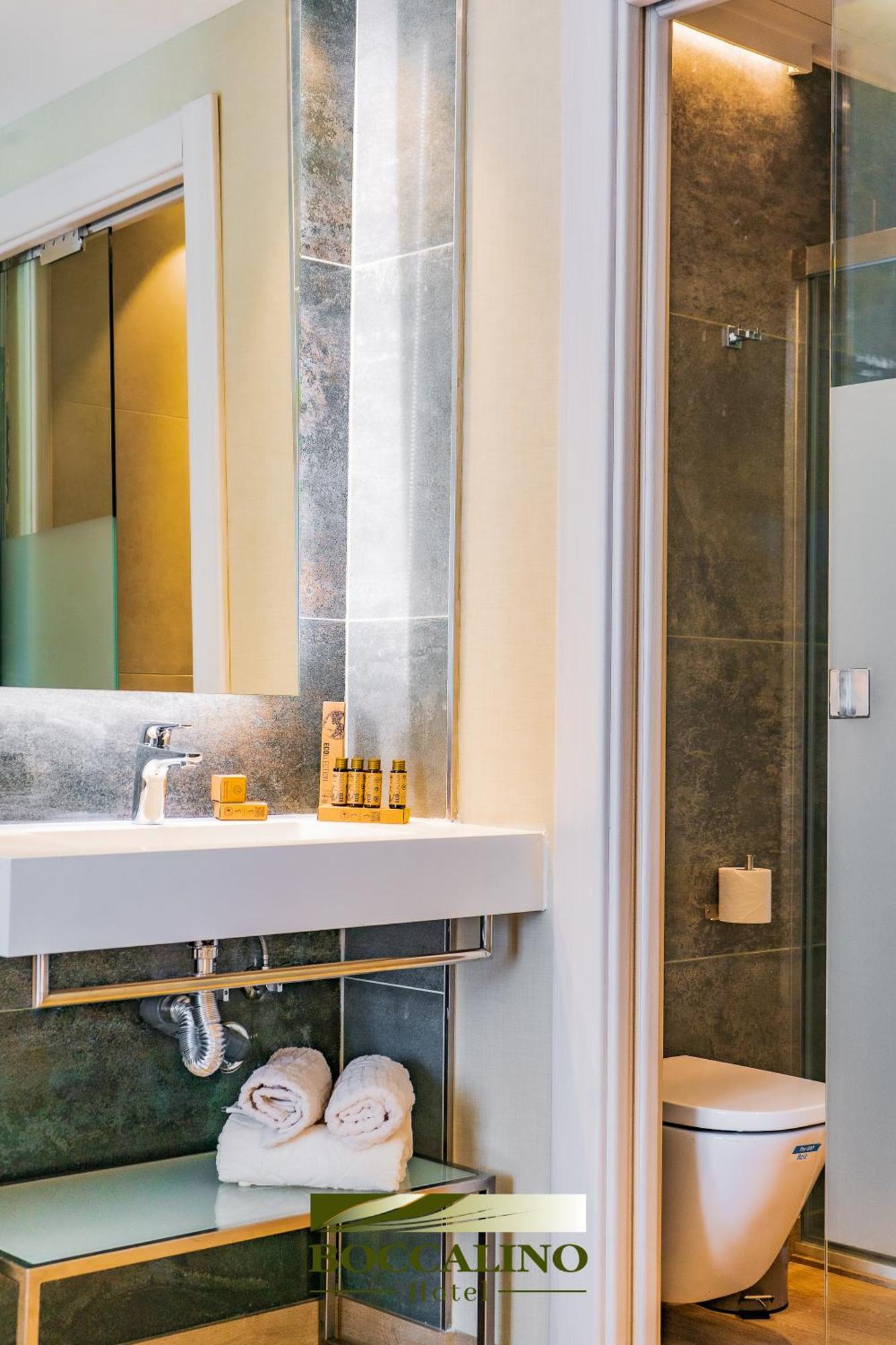 Hotel Boccalino Сиджес Экстерьер фото
